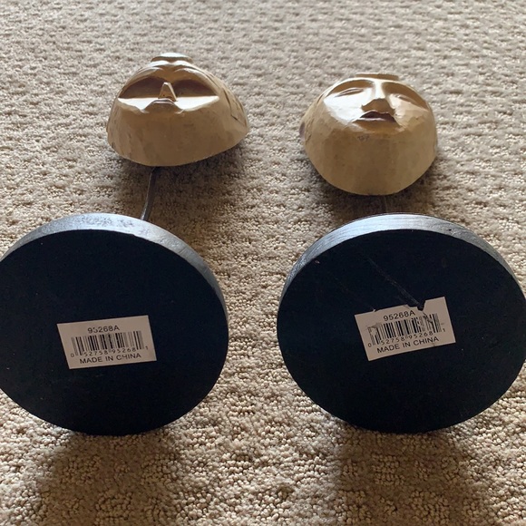 Standing Face sculptures 13” H x 5” W, set of two - Picture 4 of 4